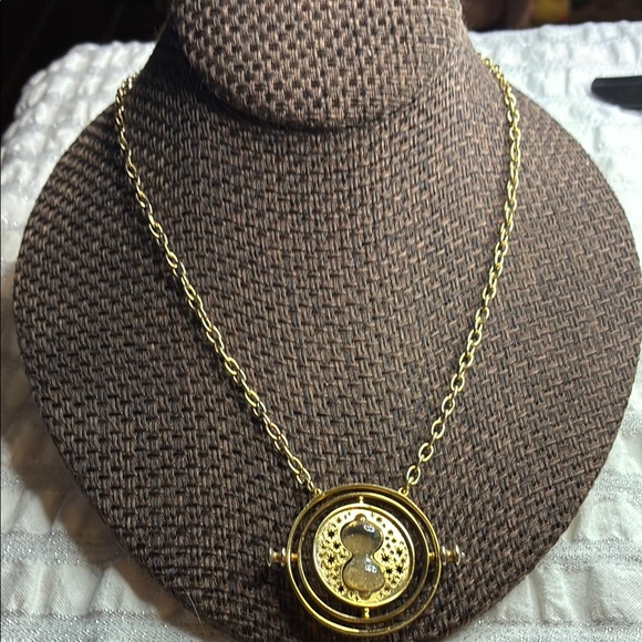 Harry Potter Time Turner Necklace like new - Picture 3 of 8